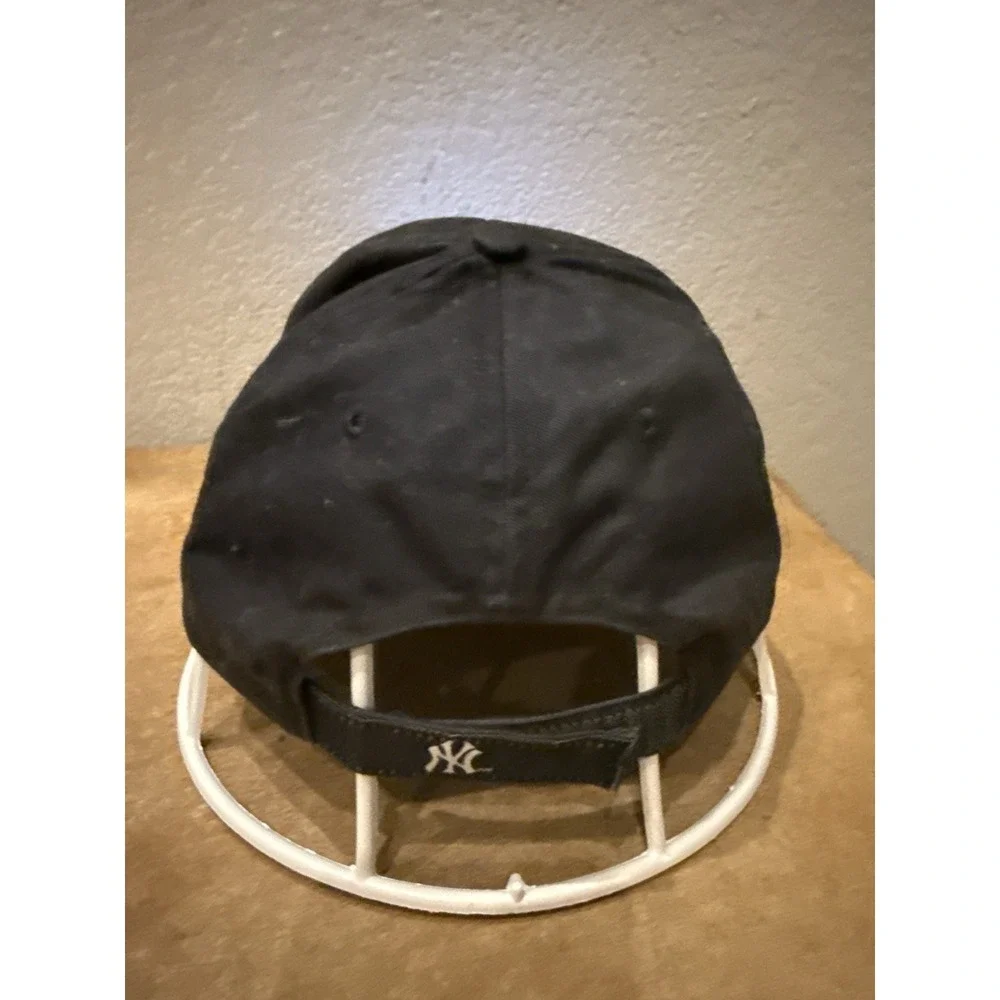 Vintage‎ New York Yankees Fiber Optic Light-Up Baseball Cap by Lightwear.